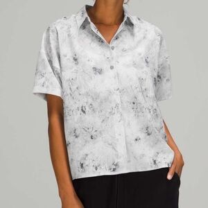 Lululemon Full Day Ahead Short Sleeve Shirt Size 8